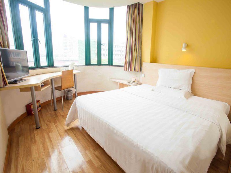 7 Days Inn Changsha Lu Shan Second Branch Buitenkant foto